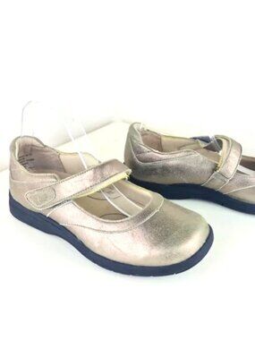 Drew Endeavor WIDE-width metallic pewter mary-jane leather flats US9.5
